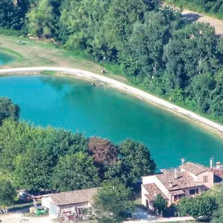 Rustico Dell'aia D'alto